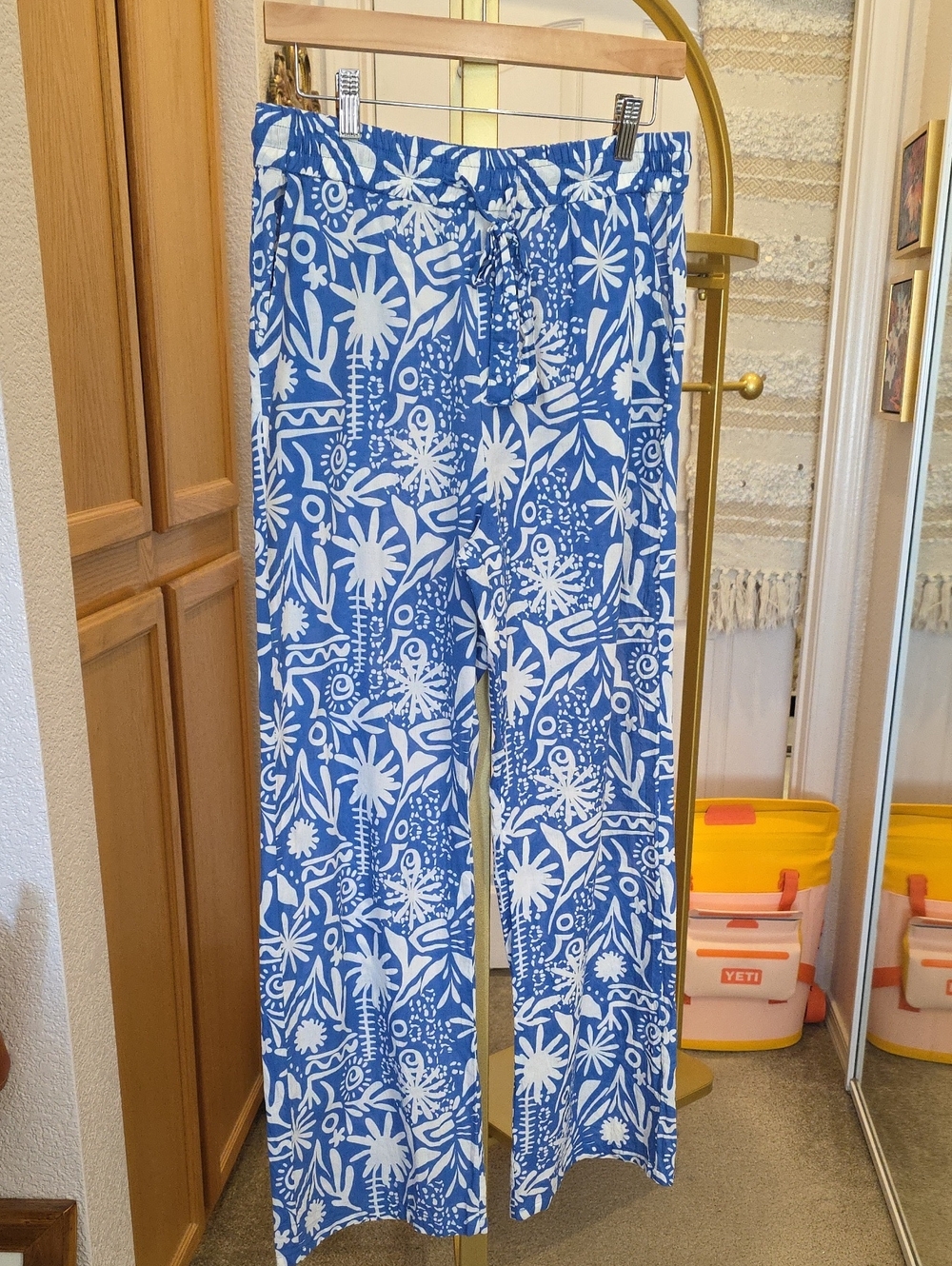 Zara Cotton Slim Wide Blue and White Floral Print Pull On Tie Waist Pants Med